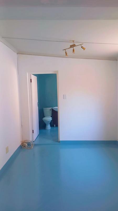 To Let 2 Bedroom Property for Rent in Zonnebloem Western Cape